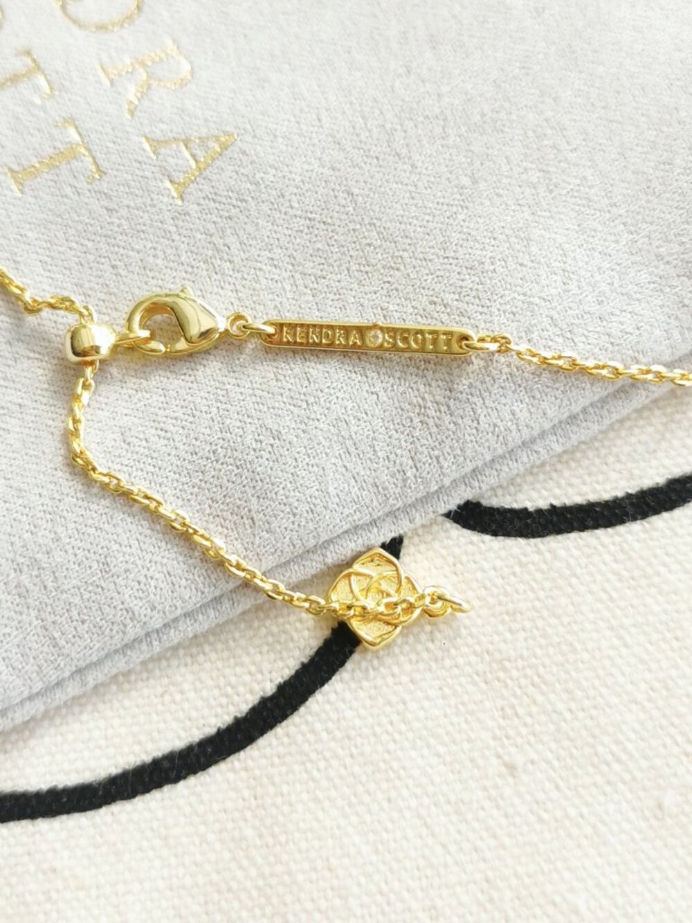 Kendra Scott Short Necklace - Soccer - Ivory Mother-of-Pearl Gold - Picture 5 of 5